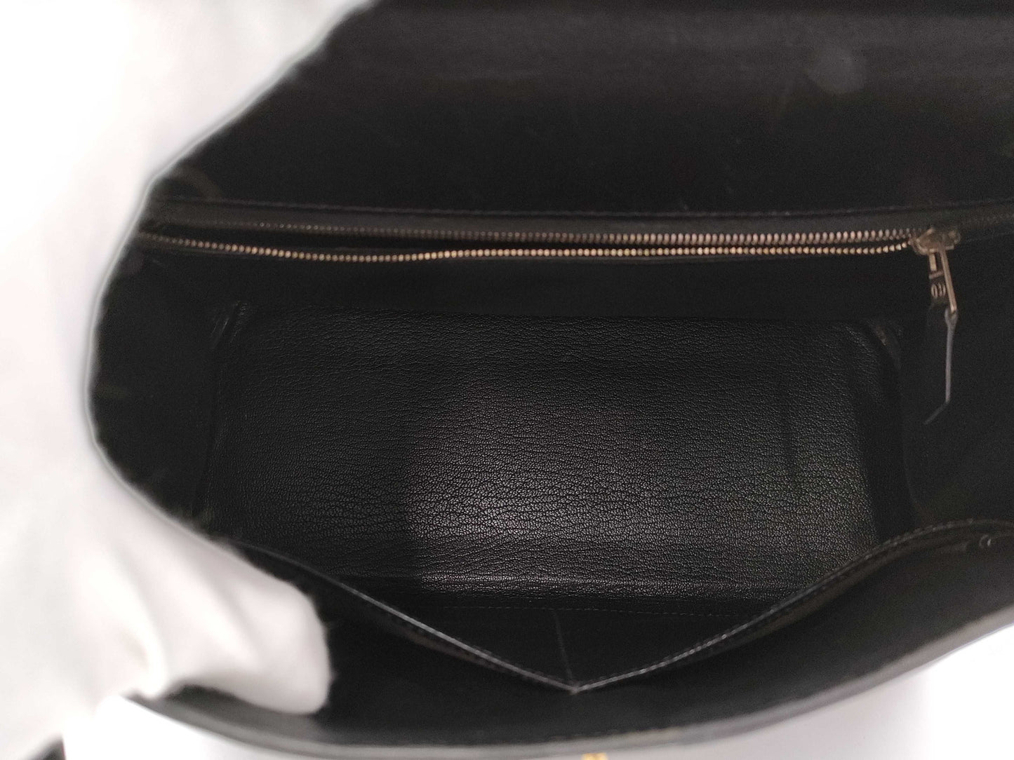 HERMES Kelly 28 Box Calf Black Handbag with A Stamp and Inner Stitching