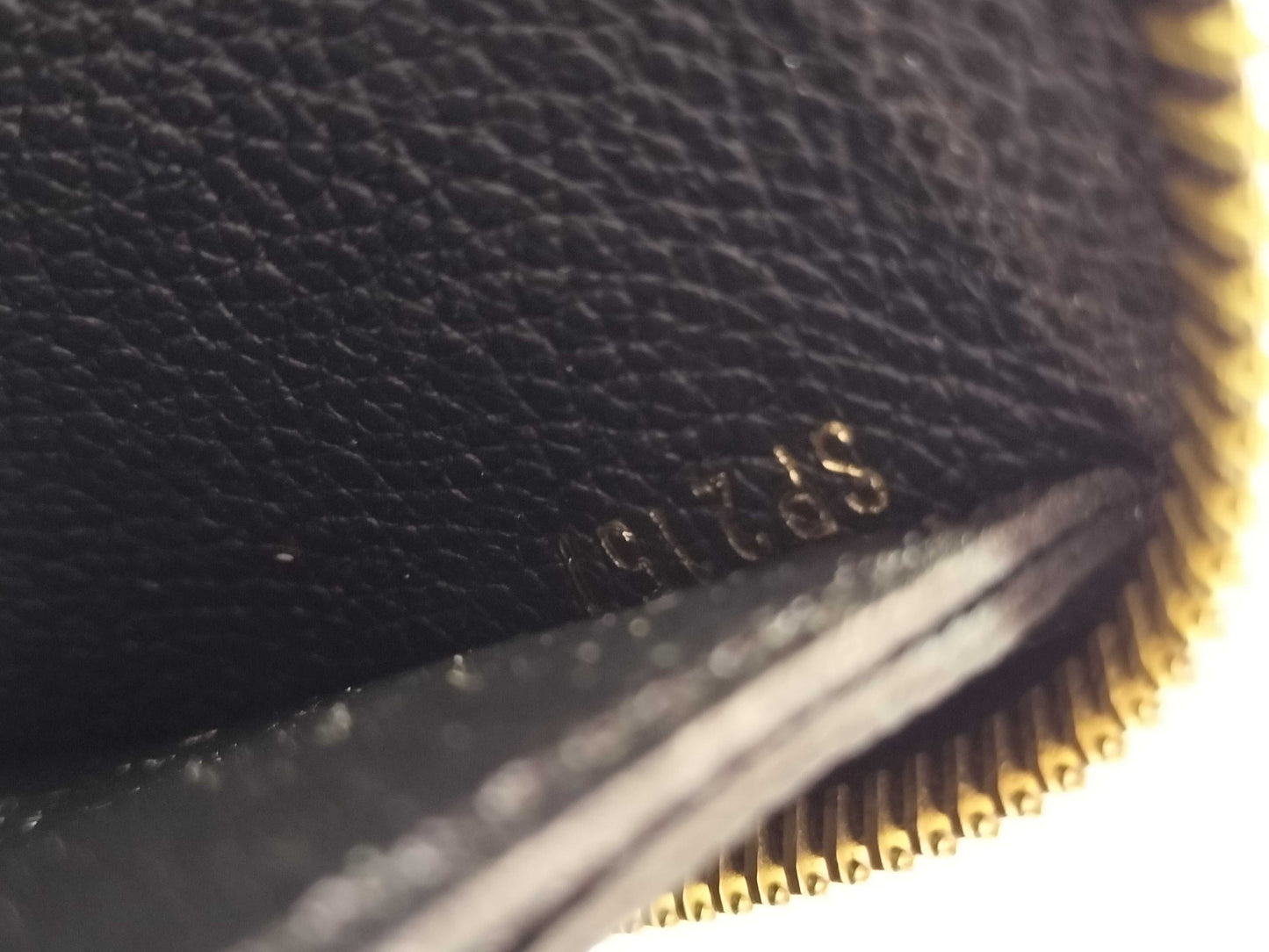 LOUIS VUITTON SP2157 Monogram Empreinte Louis Vuitton LOUIS VUITTON m60172 Clemence Empreinte Wallet