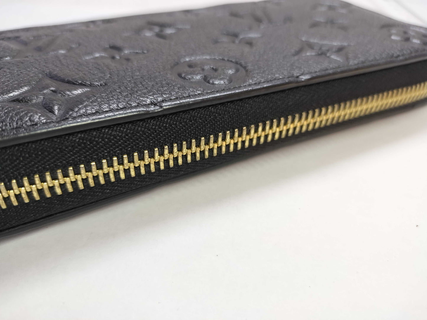 LOUIS VUITTON SP2157 Monogram Empreinte Louis Vuitton LOUIS VUITTON m60172 Clemence Empreinte Wallet