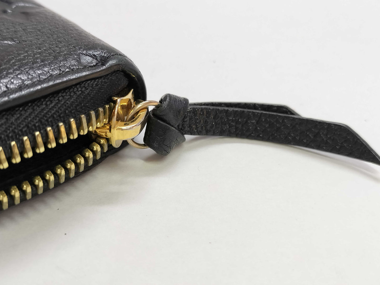 LOUIS VUITTON SP2157 Monogram Empreinte Louis Vuitton LOUIS VUITTON m60172 Clemence Empreinte Wallet