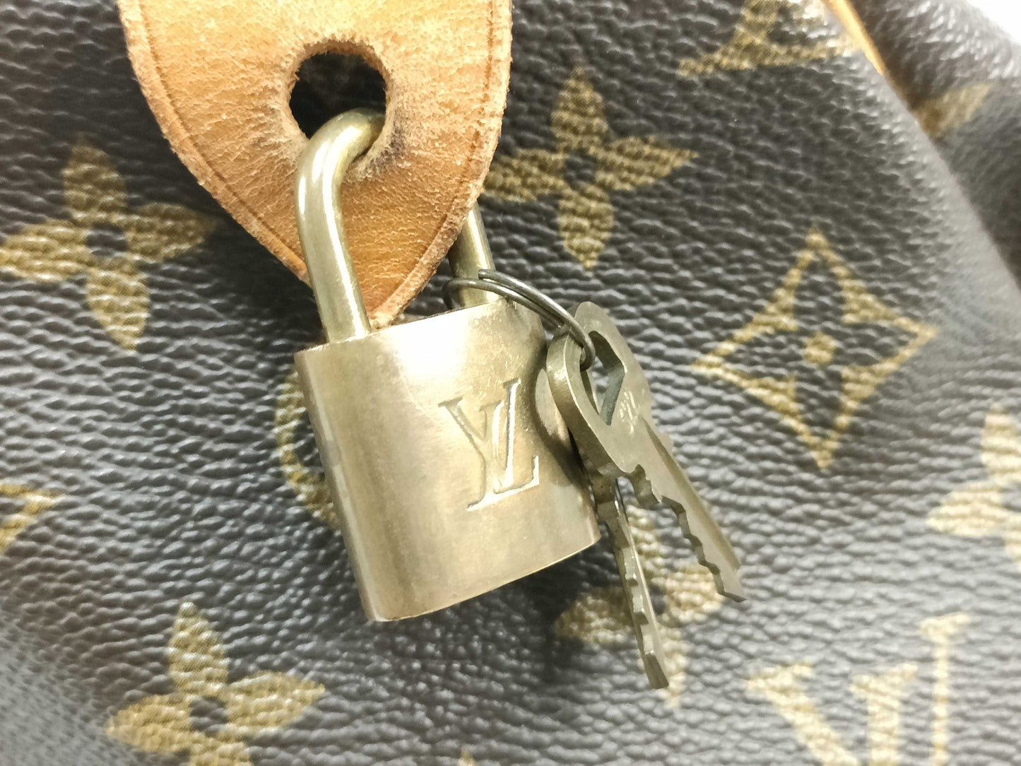LOUIS VUITTON VI 863 Monogram LOUIS VUITTON M41107 Monogram Speedy 35 Handbag
