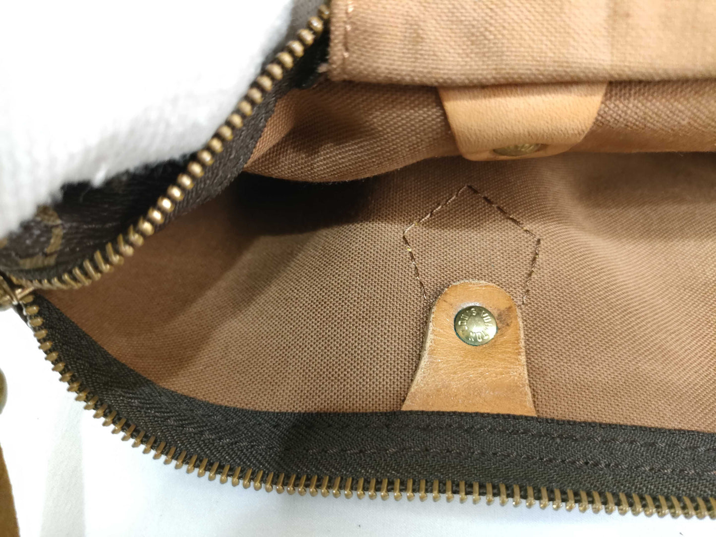 LOUIS VUITTON VI 863 Monogram LOUIS VUITTON M41107 Monogram Speedy 35 Handbag