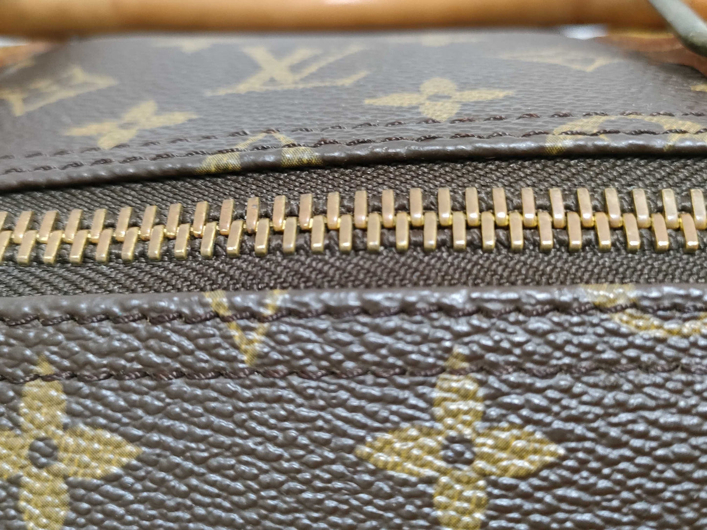 LOUIS VUITTON RFID Unverifiable Monogram LOUIS VUITTON M41424 Monogram Keepall 55 Boston Bag