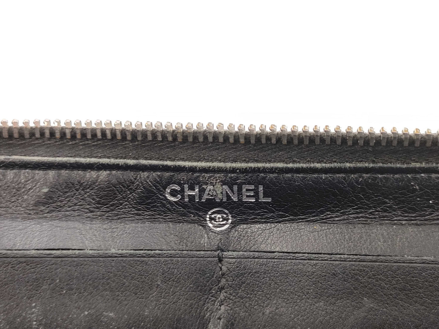 CHANEL Chanel Enamel Round Long Wallet