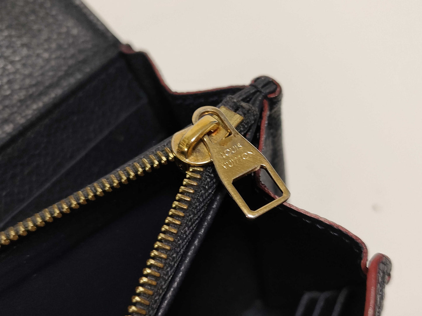 LOUIS VUITTON RFID Unverified CA5116 Monogram Empreinte Louis Vuitton Empreinte Sarah Wallet