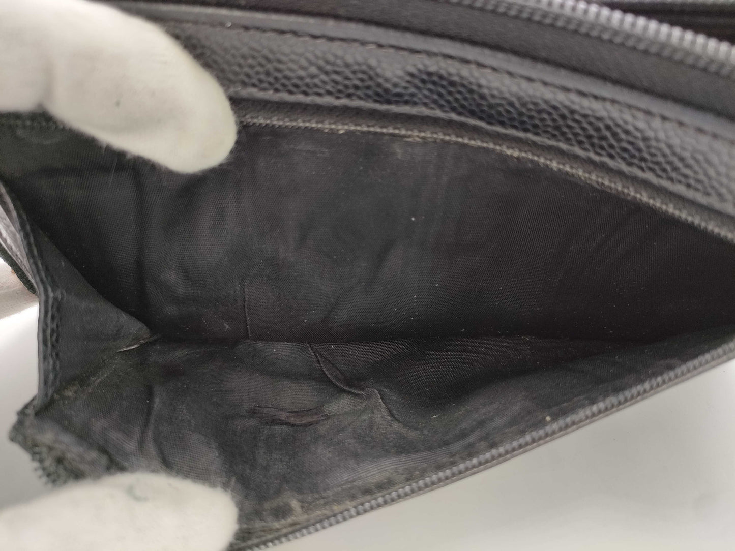 CHANEL Caviar Leather Round Long Wallet