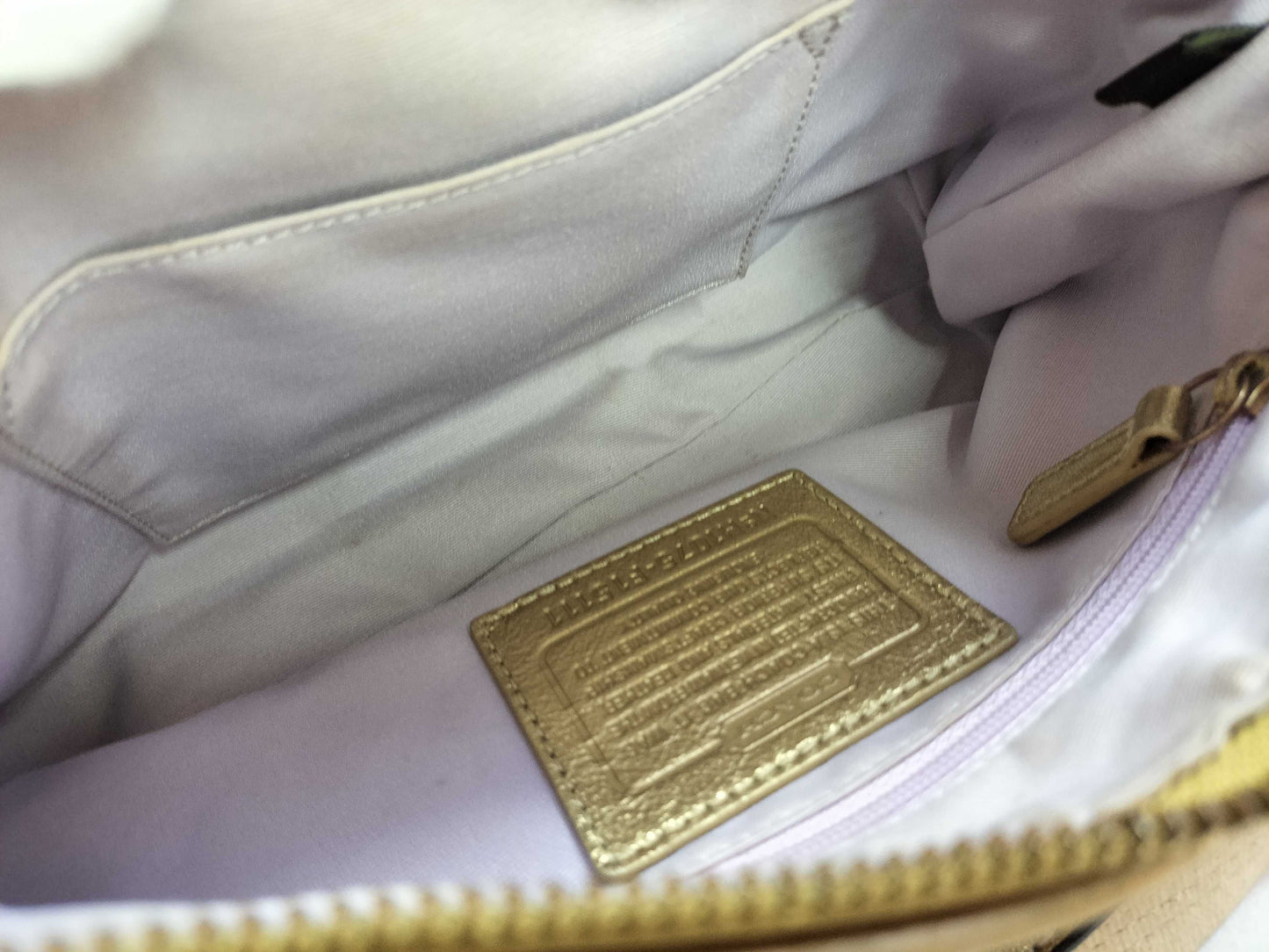 COACH Signature Coach Shoulder 2-Way Shoulder Bag