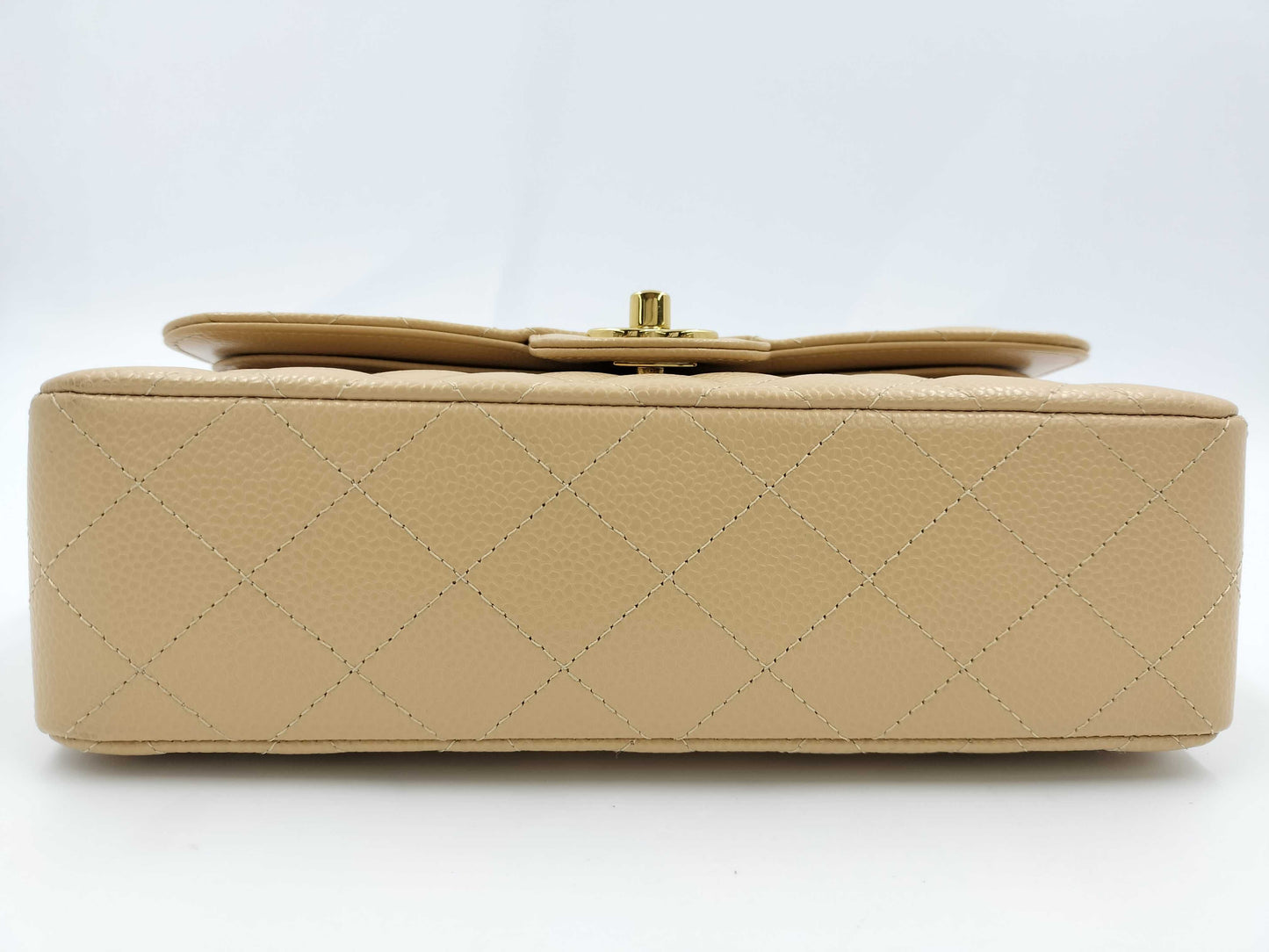 CHANEL Matelasse Chain Shoulder Bag 23 in Caviar Skin Beige E1LG18A1 Shoulder Bag