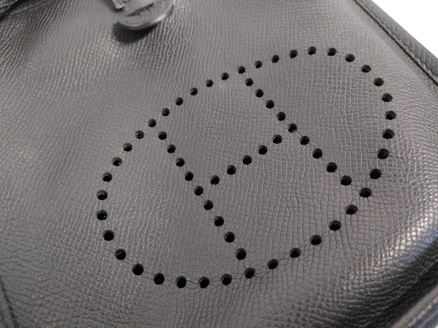 HERMES X Evelyn TPM Epsom Leather X Stamp 2016 Black Shoulder Bag