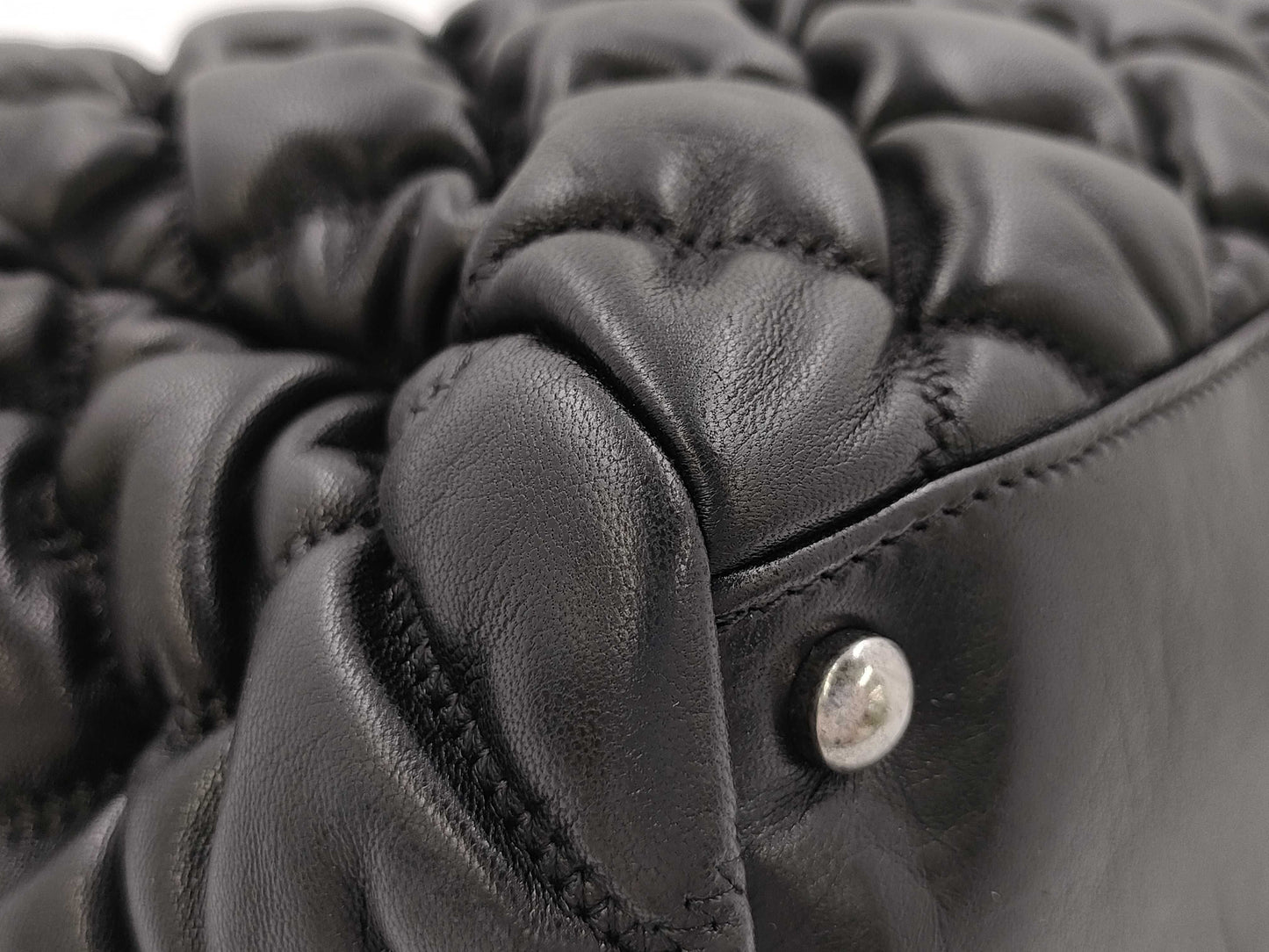 CHANEL Bubble Quilted Lambskin Black Chain Handbag 12905618 Handbag