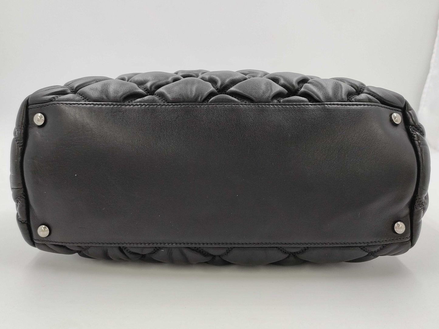 CHANEL Bubble Quilted Lambskin Black Chain Handbag 12905618 Handbag