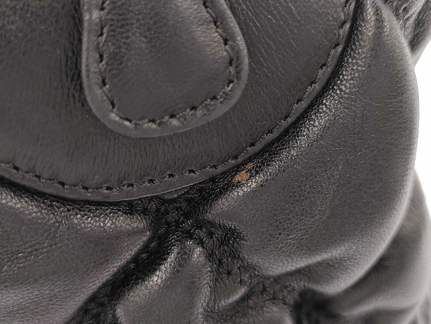 CHANEL Bubble Quilted Lambskin Black Chain Handbag 12905618 Handbag
