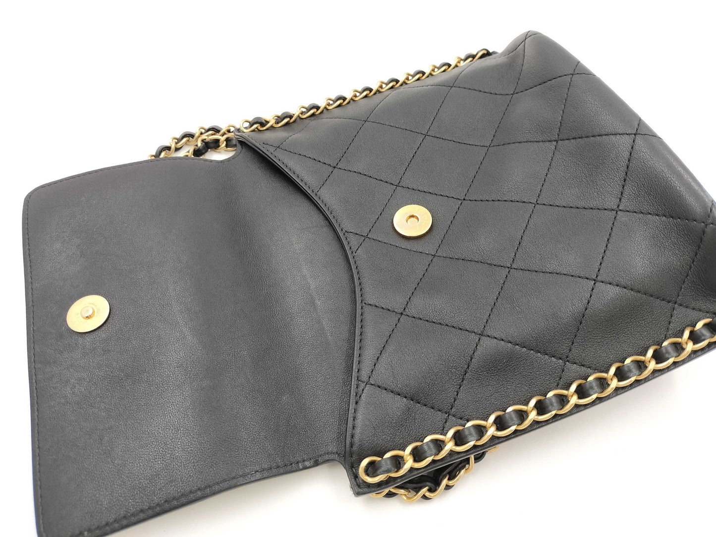 CHANEL AS2542 Hobo Chain Shoulder Bag in Black Leather