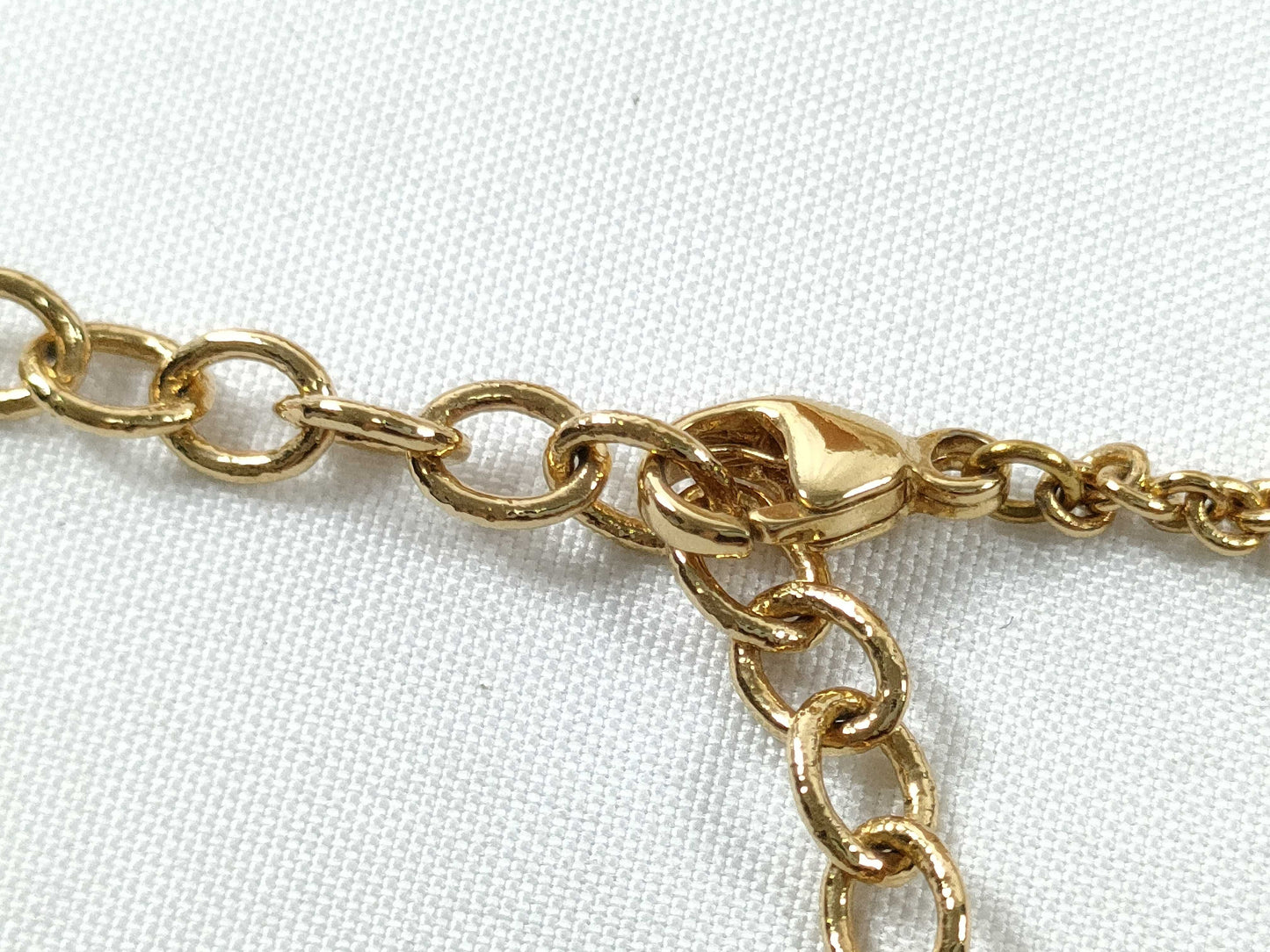 LOUIS VUITTON OB0271 RFID Unverifiable. Louis Vuitton M61083 Essential V OB0271 Necklace, GP Gold.