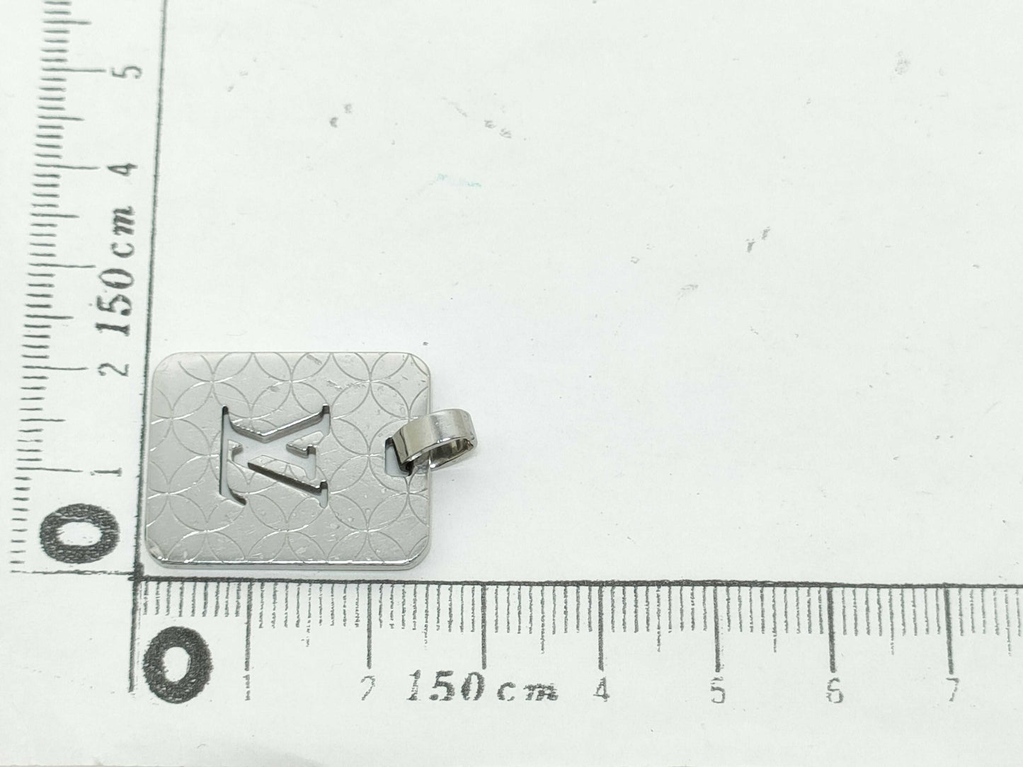 LOUIS VUITTON Champs Elysees Necklace Top Pendant Top