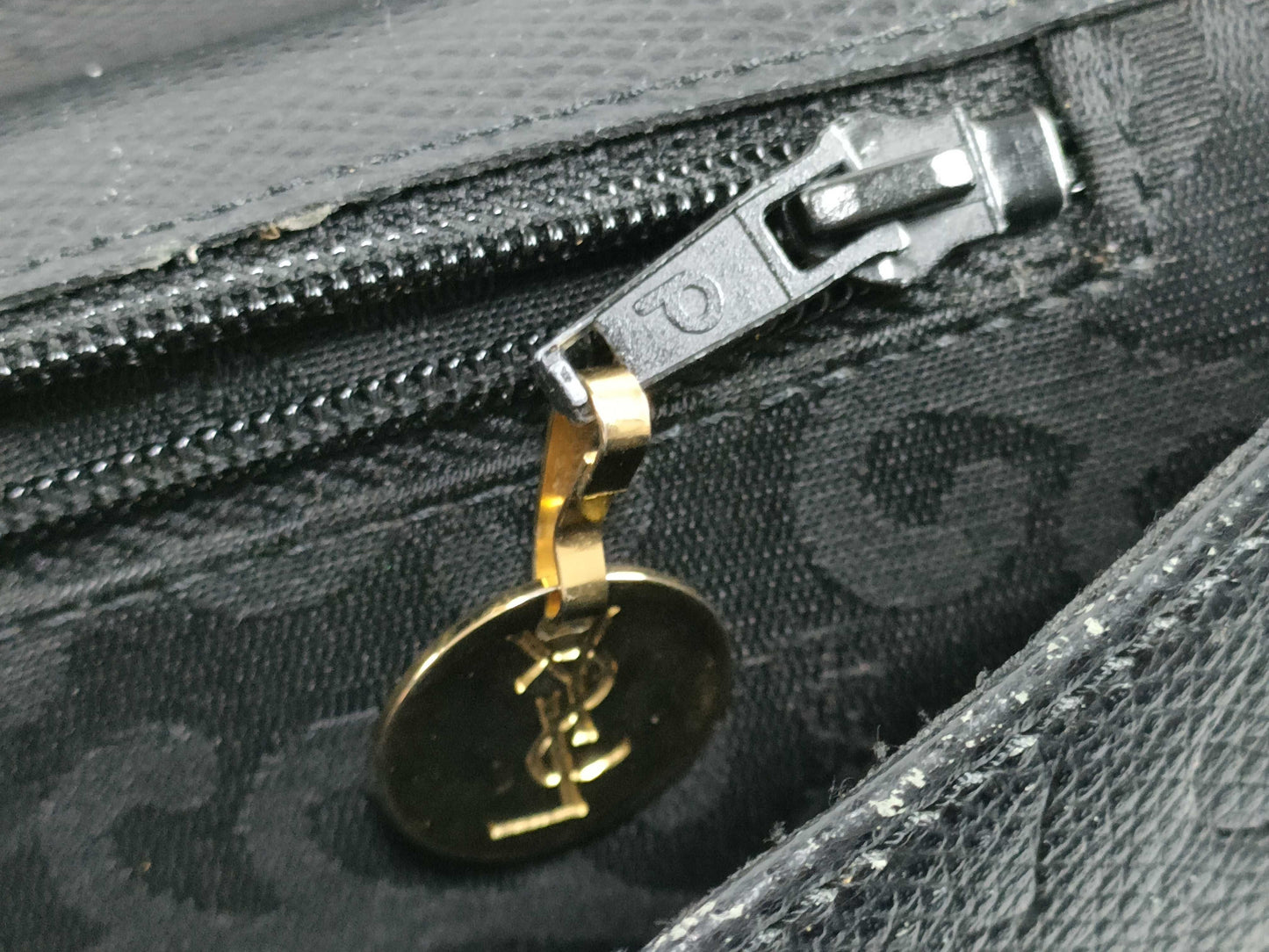 Yves Saint Laurent Arabesque Shoulder Bag