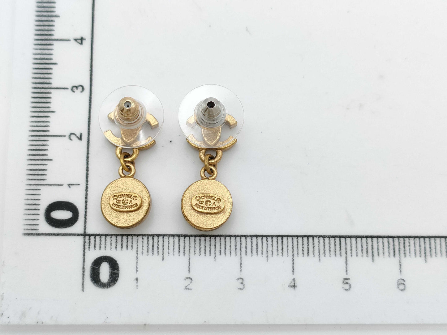 CHANEL 02A Coco Mark Button Swing Earrings