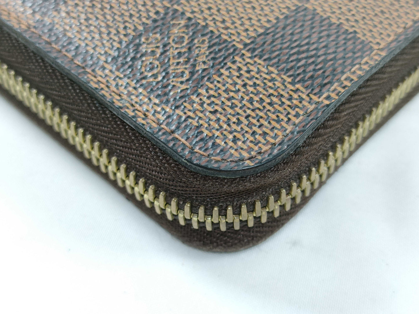 LOUIS VUITTON Mi 11114 RFID Unverified Damier Louis Vuitton Zippy Wallet Damier Wallet