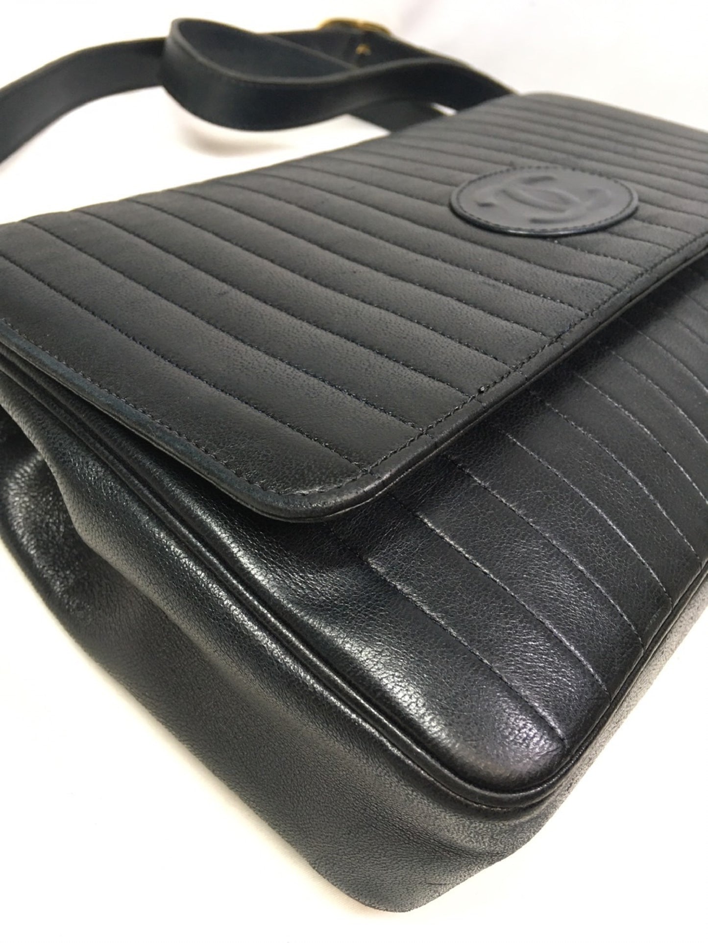 CHANEL Vintage Shoulder Bag