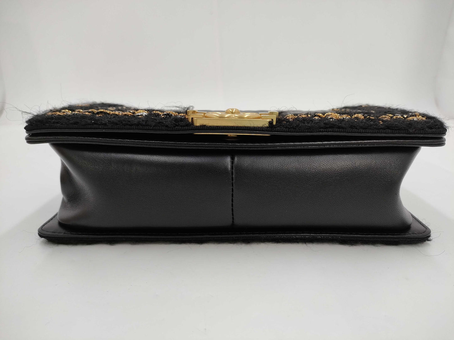 CHANEL Boy Chanel 25 Grained Calfskin Shoulder Bag with Gold Hardware and Black Chain, Card and Seal, No. 23, A67086