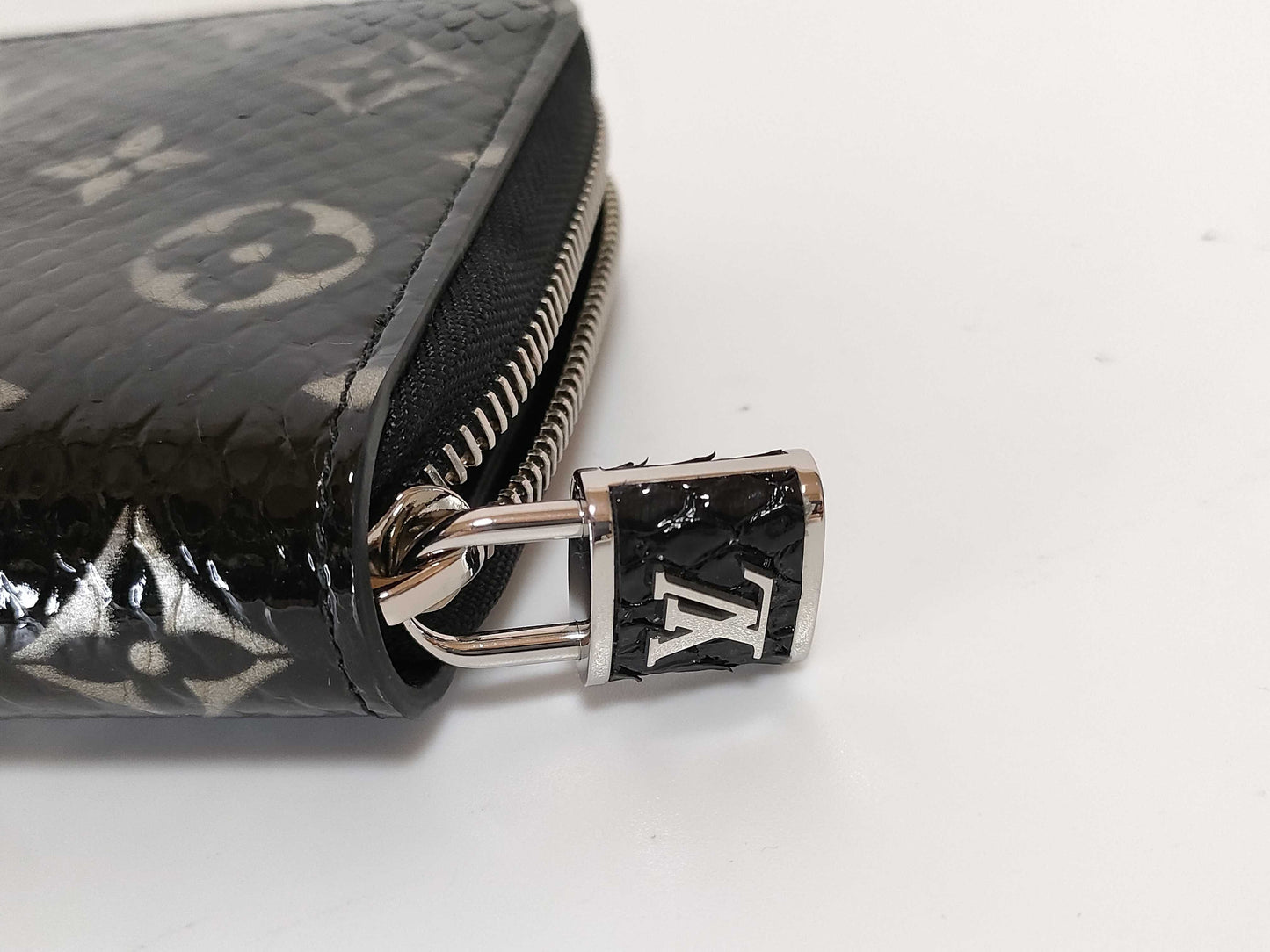 LOUIS VUITTON RFID Verified, Serial Unverifiable, Python Snake Leather Long Wallet, Black