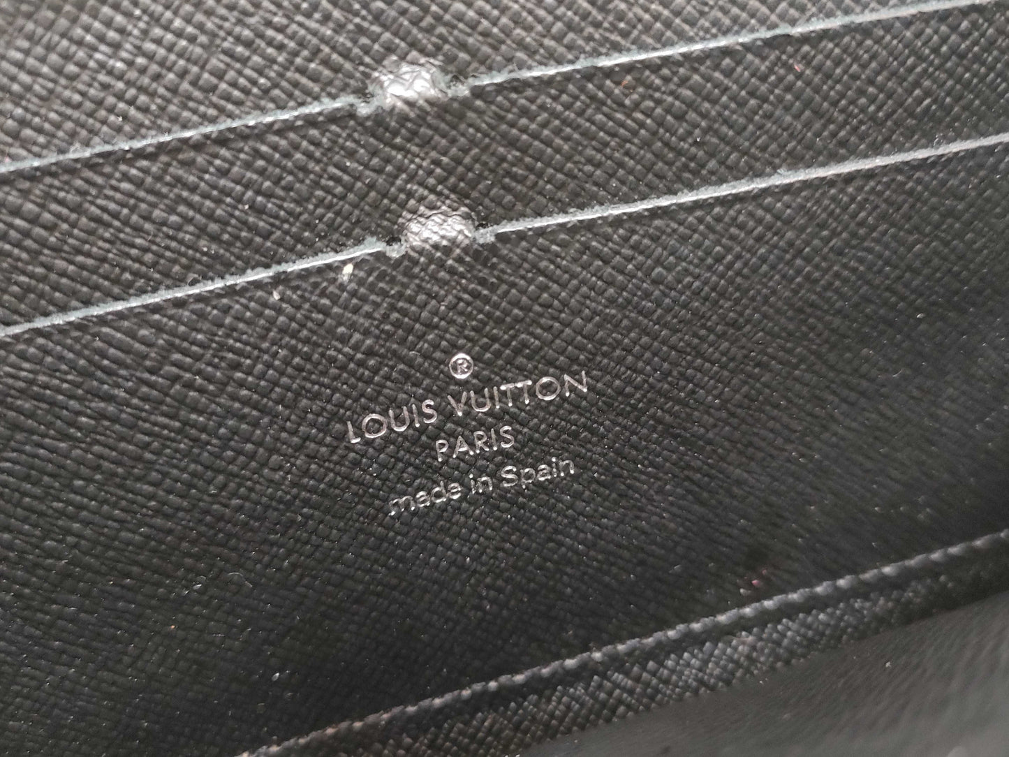 LOUIS VUITTON RFID Unverifiable CA4130 Epi Louis Vuitton Wallet