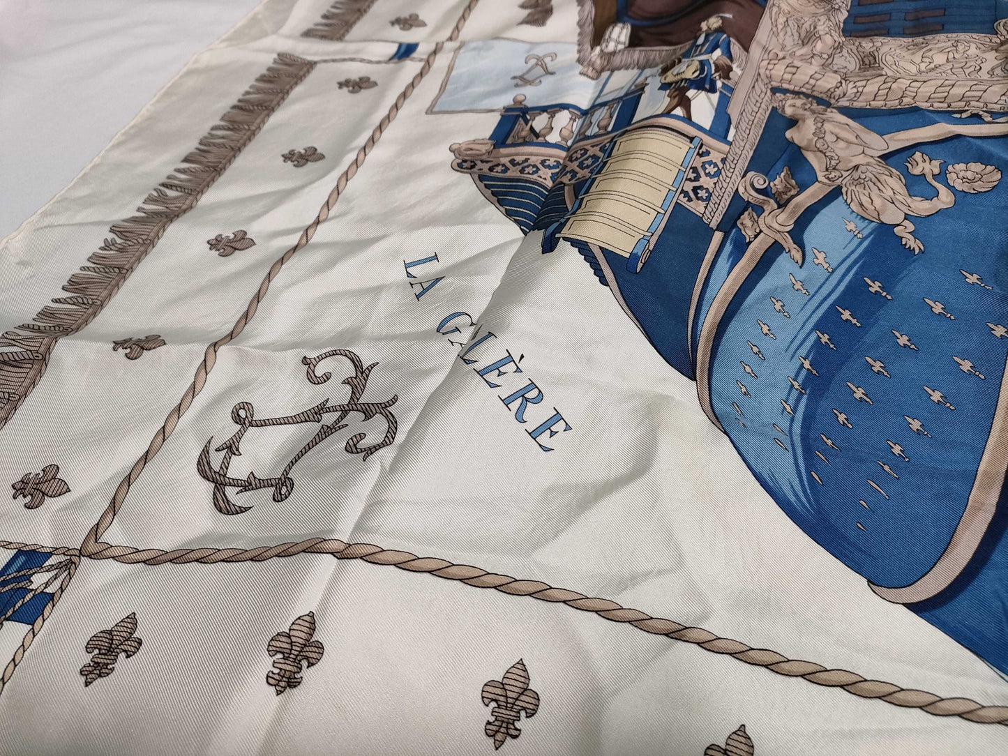 HERMES Scarf Scarf
