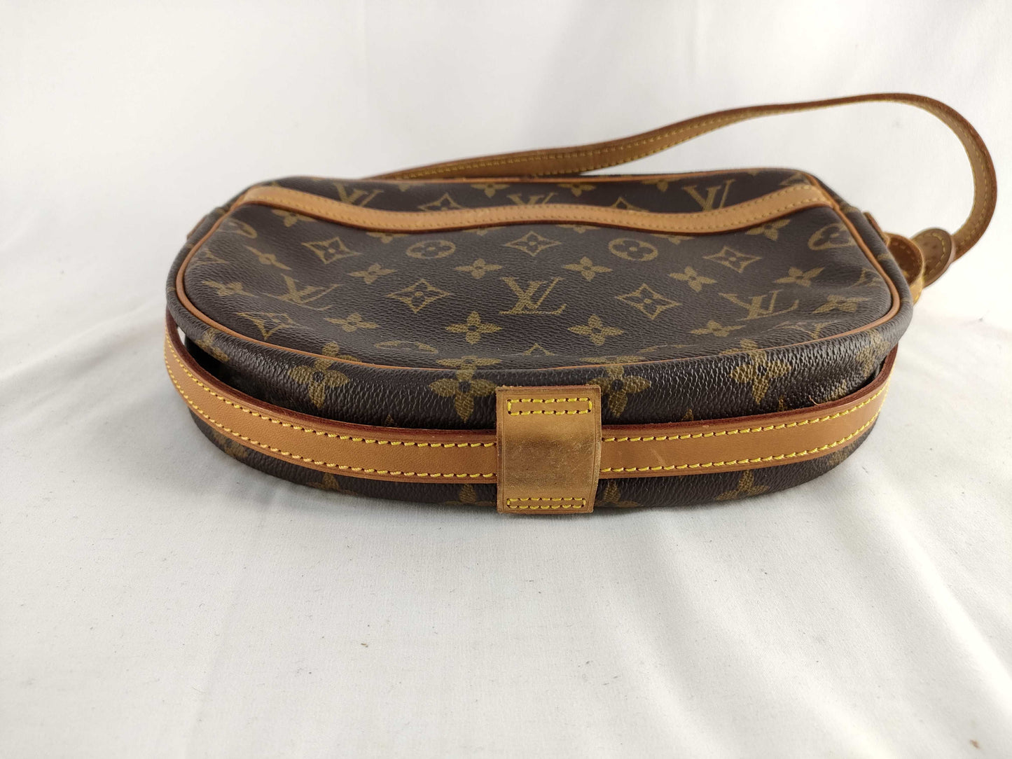 LOUIS VUITTON TH0930 Monogram LV Shoulder Bag