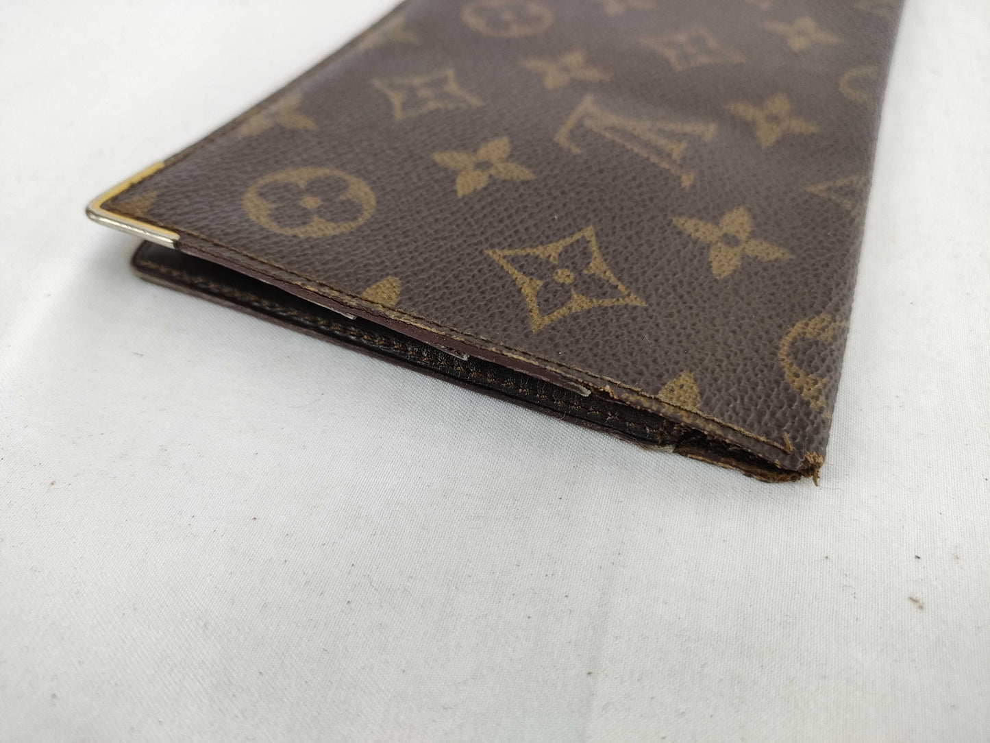 LOUIS VUITTON Monogram LV Wallet Billfold