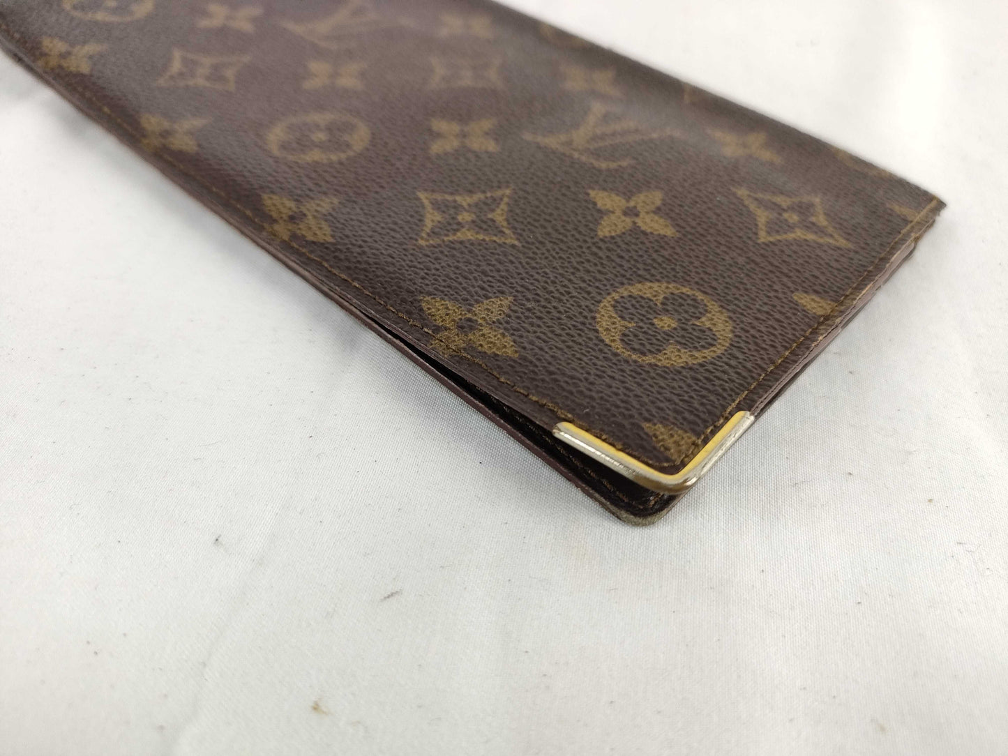 LOUIS VUITTON Monogram LV Wallet Billfold