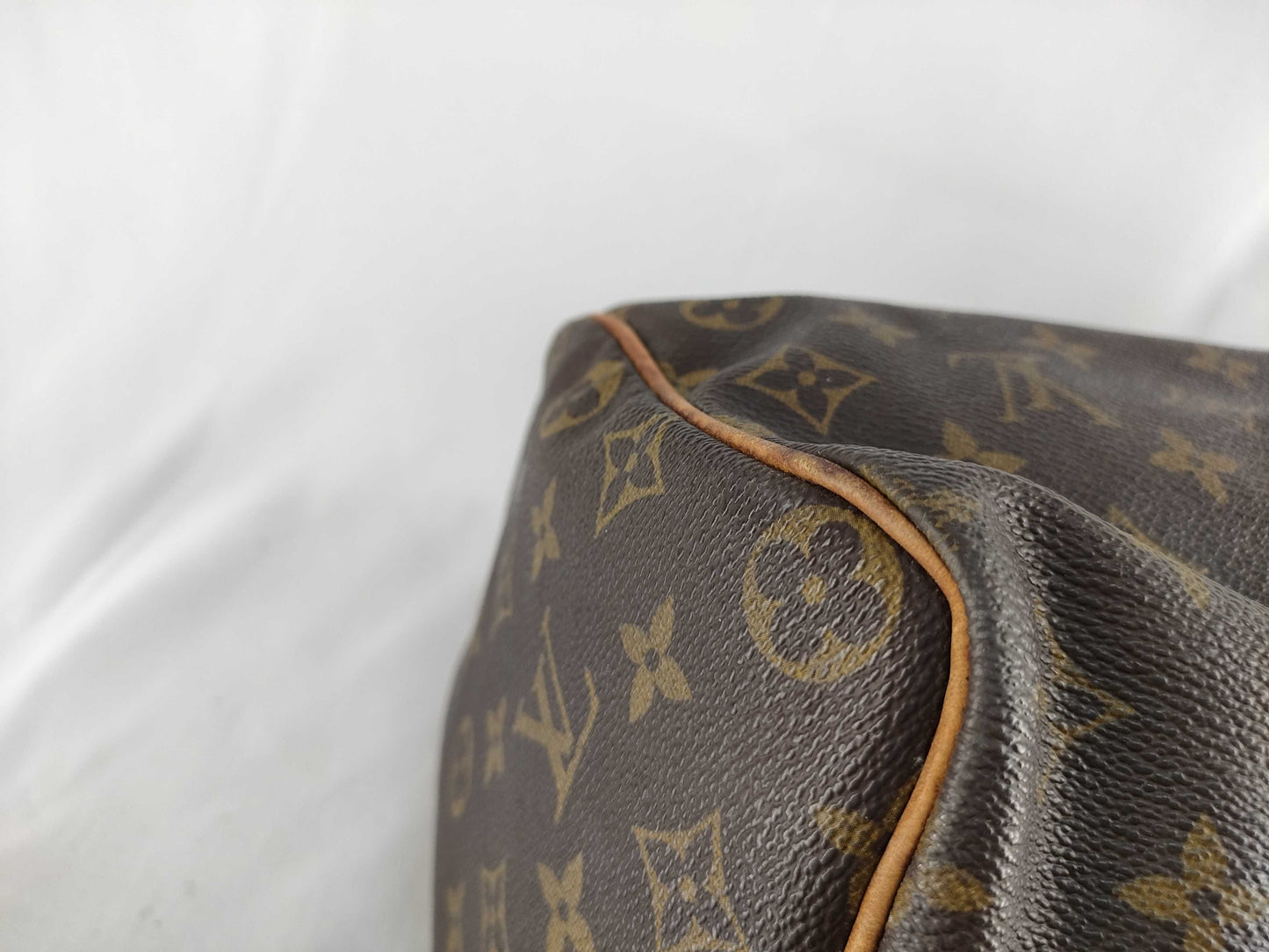 LOUIS VUITTON 851MB Monogram LV Bag Handbag