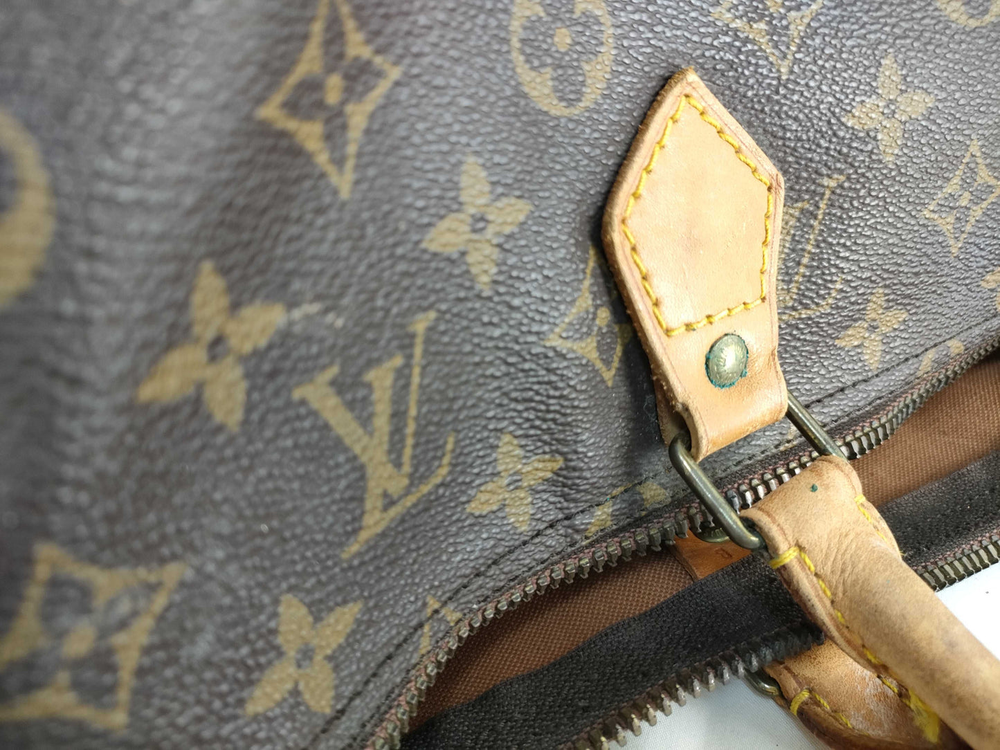 LOUIS VUITTON 851MB Monogram LV Bag Handbag