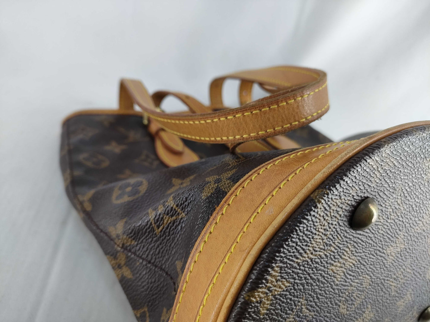 LOUIS VUITTON VI 1929 Monogram LV Shoulder Bag