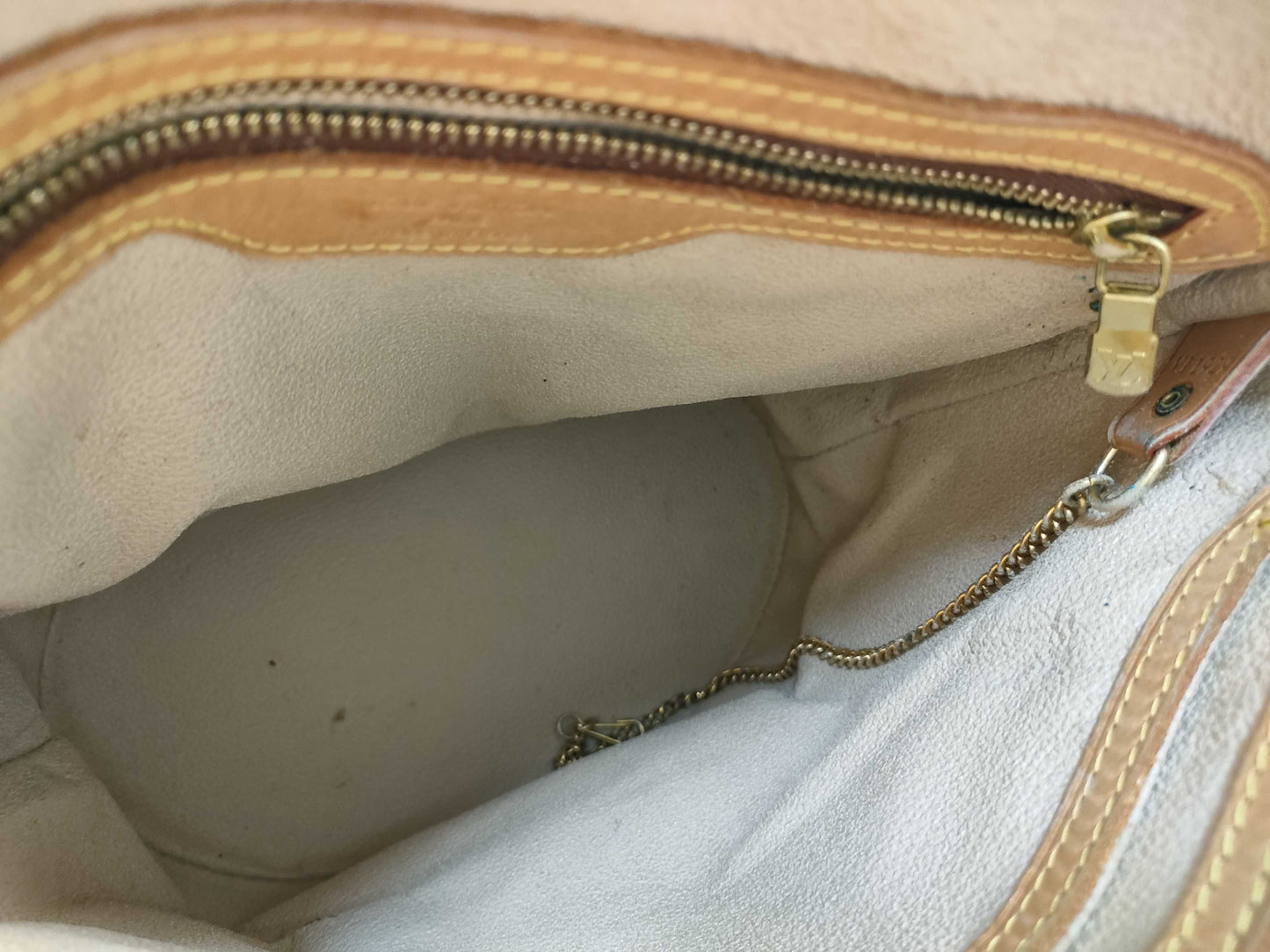 LOUIS VUITTON VI 1929 Monogram LV Shoulder Bag