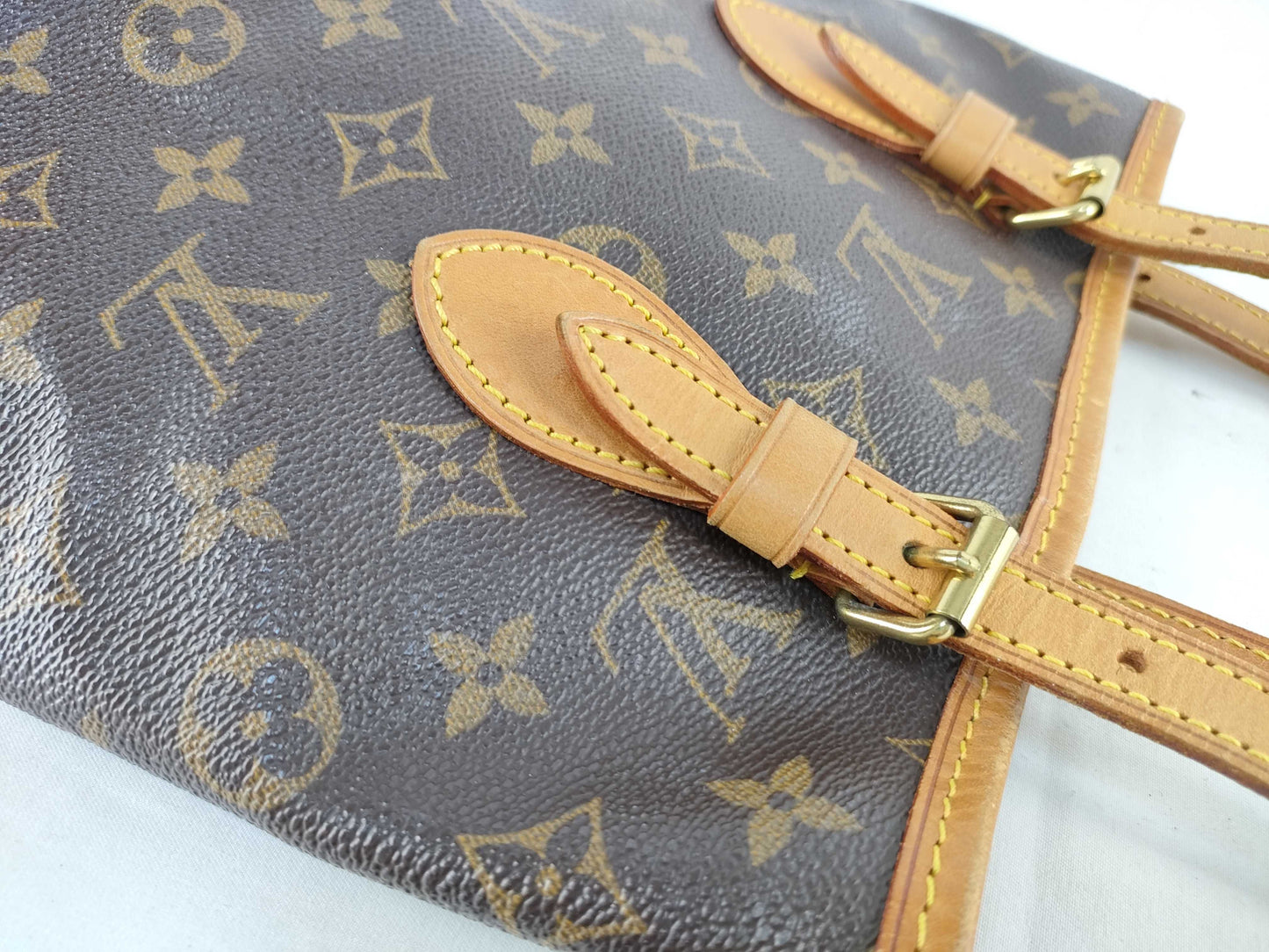 LOUIS VUITTON VI 1929 Monogram LV Shoulder Bag