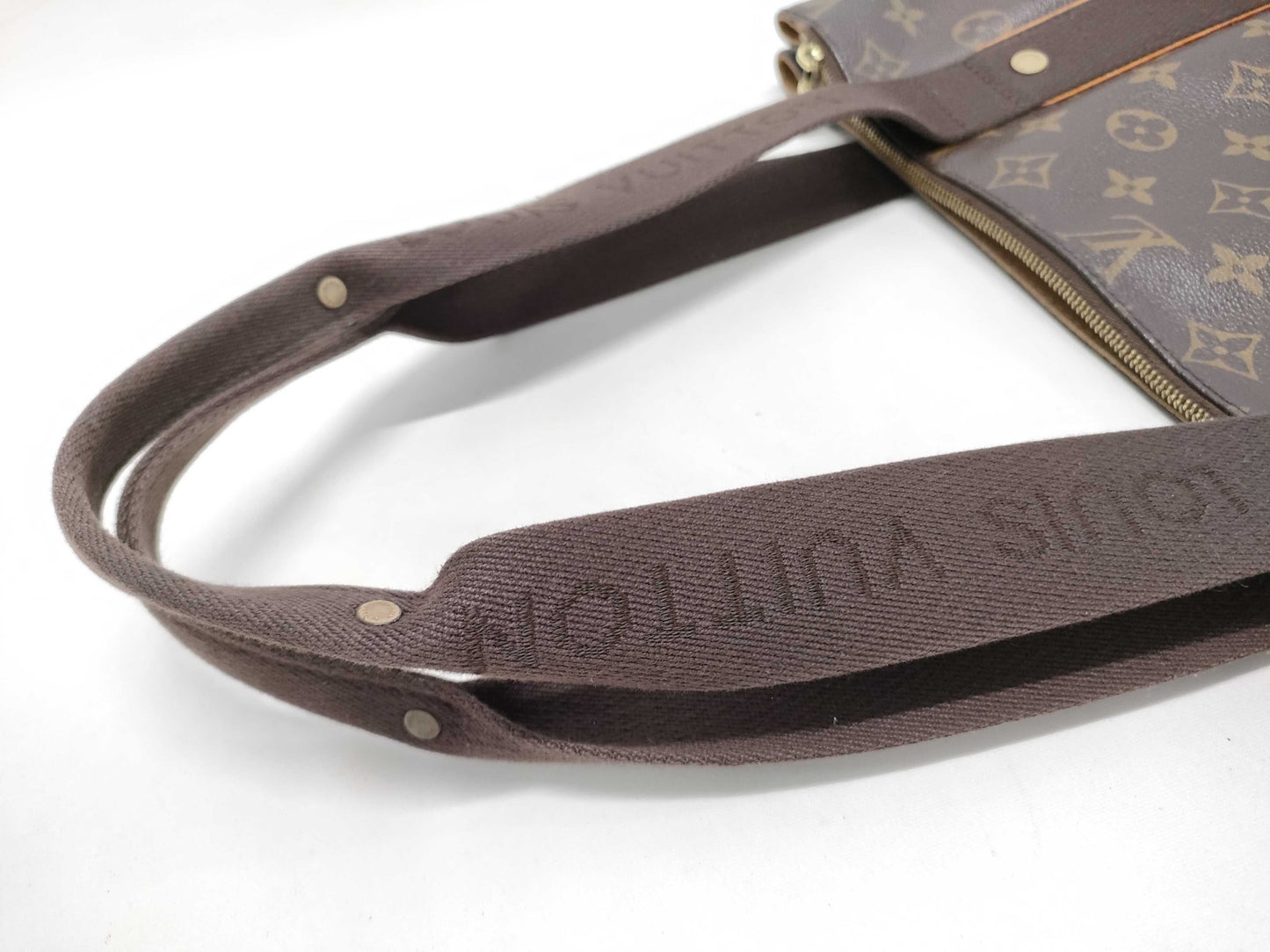 LOUIS VUITTON Monogram Louis Vuitton Monogram M53013 Cabaret Bobble Tote Bag