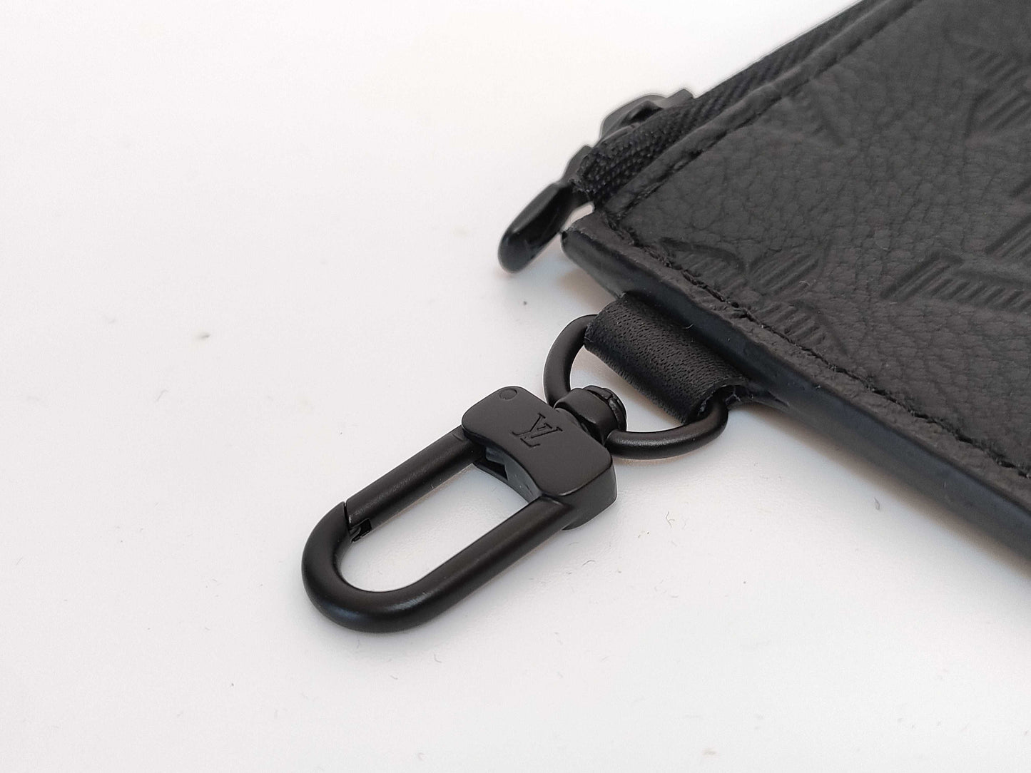 LOUIS VUITTON RFID Verified, Serial Number Unverifiable, Monogram Empreinte Louis Vuitton Empreinte M81115 Shoulder Bag