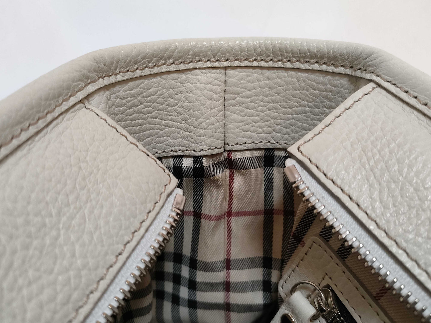 BURBERRY BURBERRY Leather Nova Check Handbag Handbag