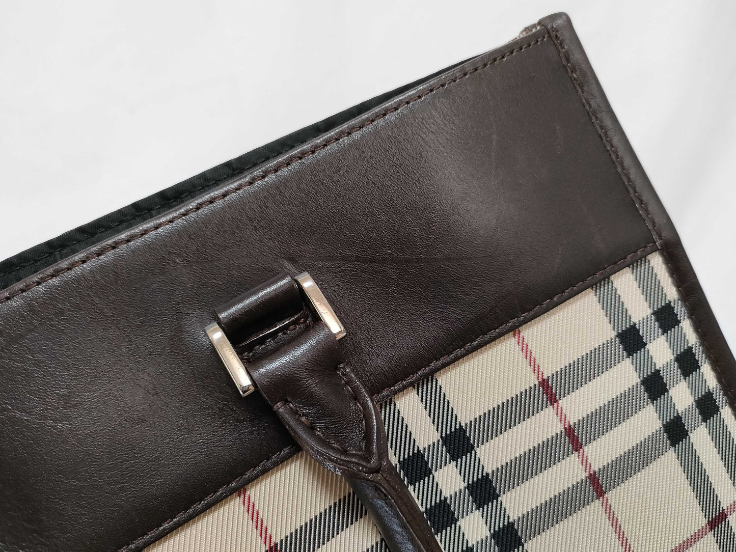 BURBERRY Nova Check Tote Bag with Logo Plate