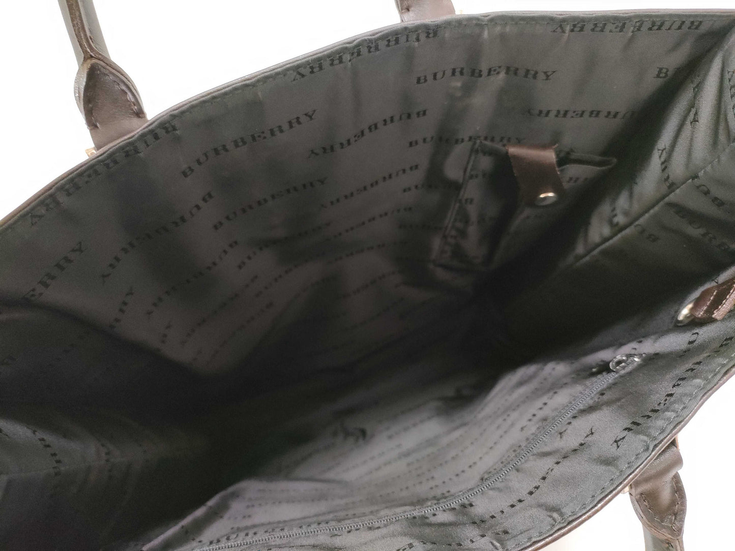 BURBERRY Nova Check Tote Bag with Logo Plate