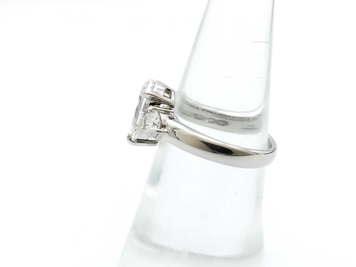 LDH D2.003ct FD0.304/0.301ct PT900 6.8g Ring
