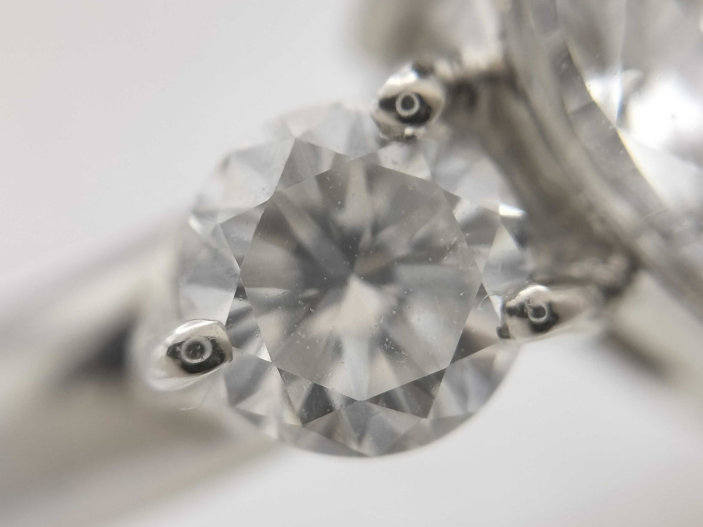 LDH D2.003ct FD0.304/0.301ct PT900 6.8g Ring