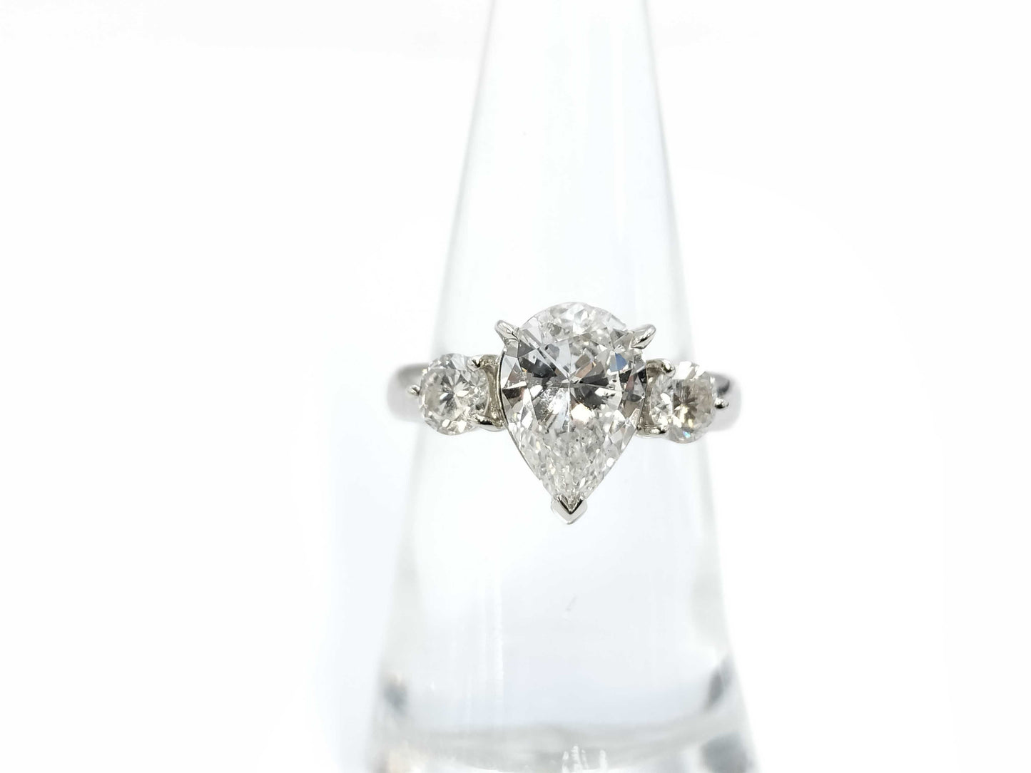 LDH D2.003ct FD0.304/0.301ct PT900 6.8g Ring