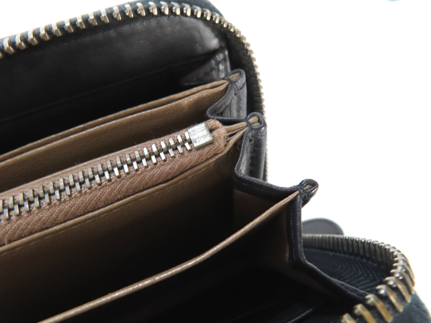 BOTTEGA VENETA Bottega Intrecciato Round Zip Long Wallet Black Wallet