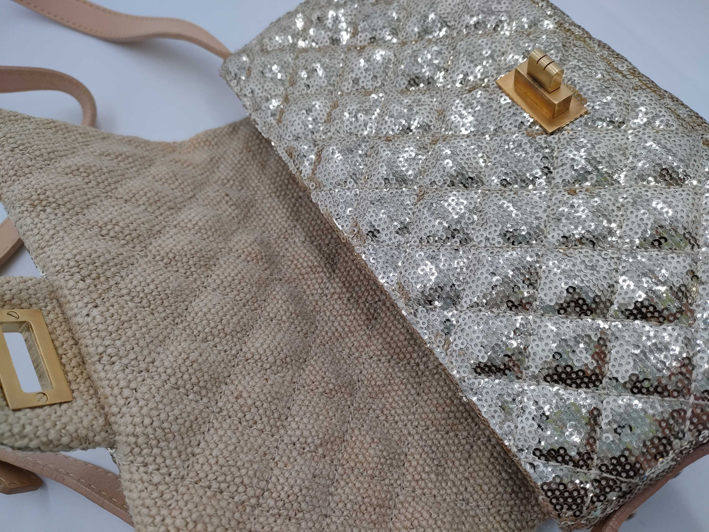CHANEL Straw x Sequin Gold Shoulder Bag 13474339