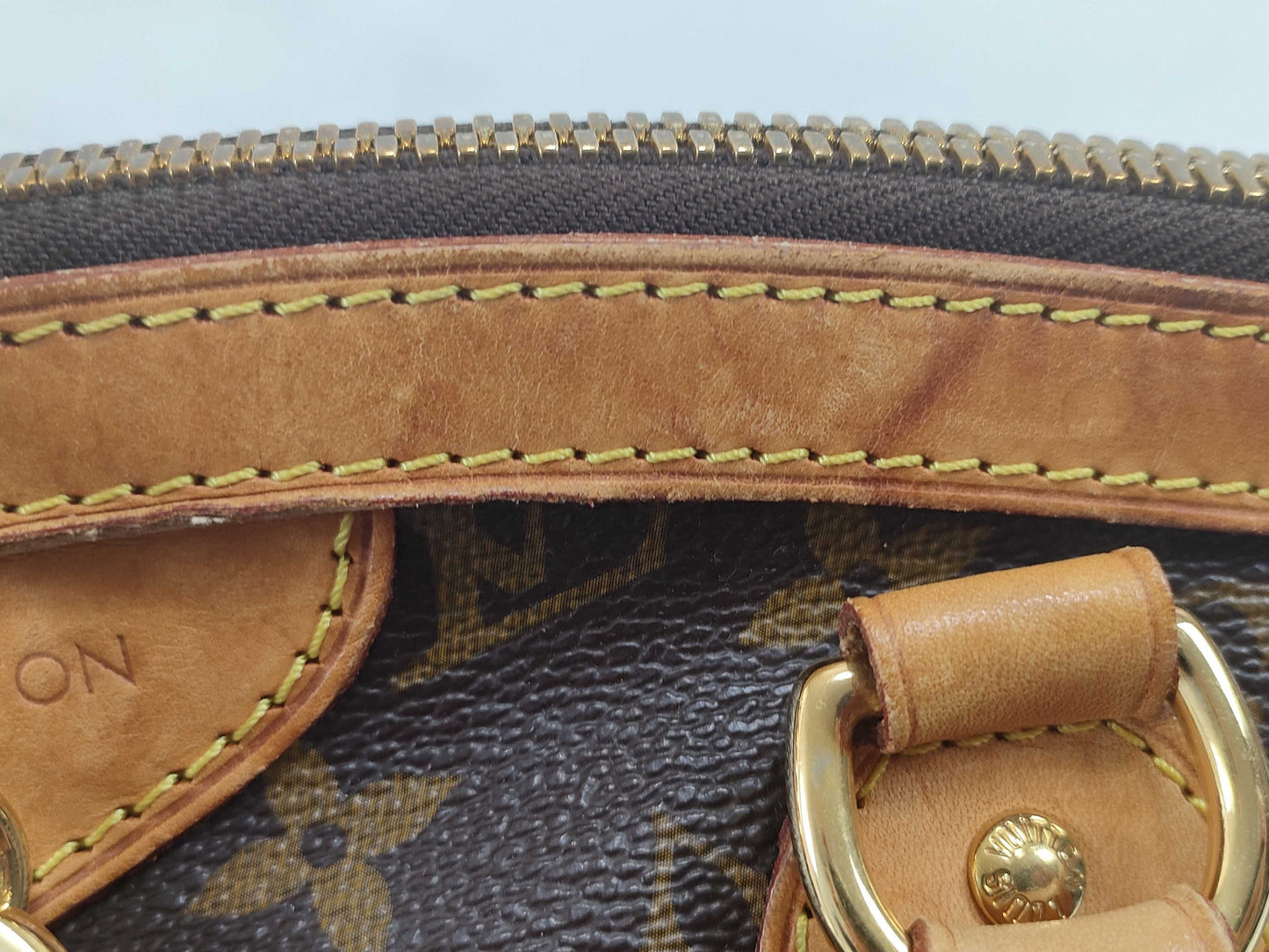 LOUIS VUITTON Monogram Tivoli PM Handbag