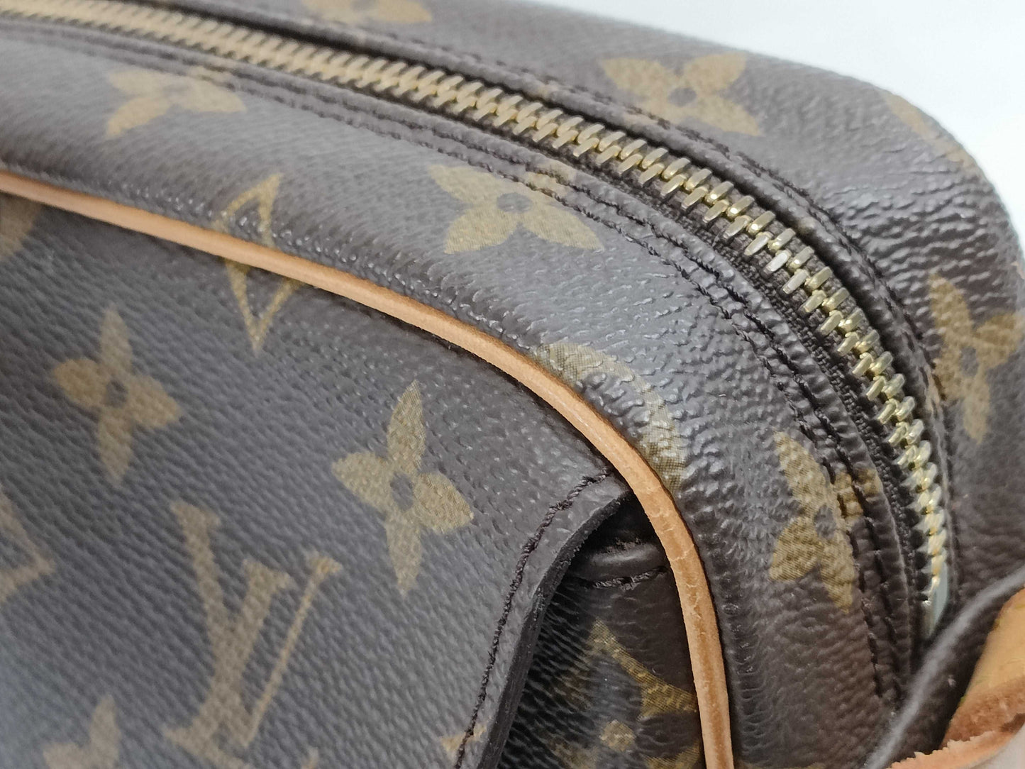 LOUIS VUITTON Monogram Vuitton Pouch Shoulder Bag