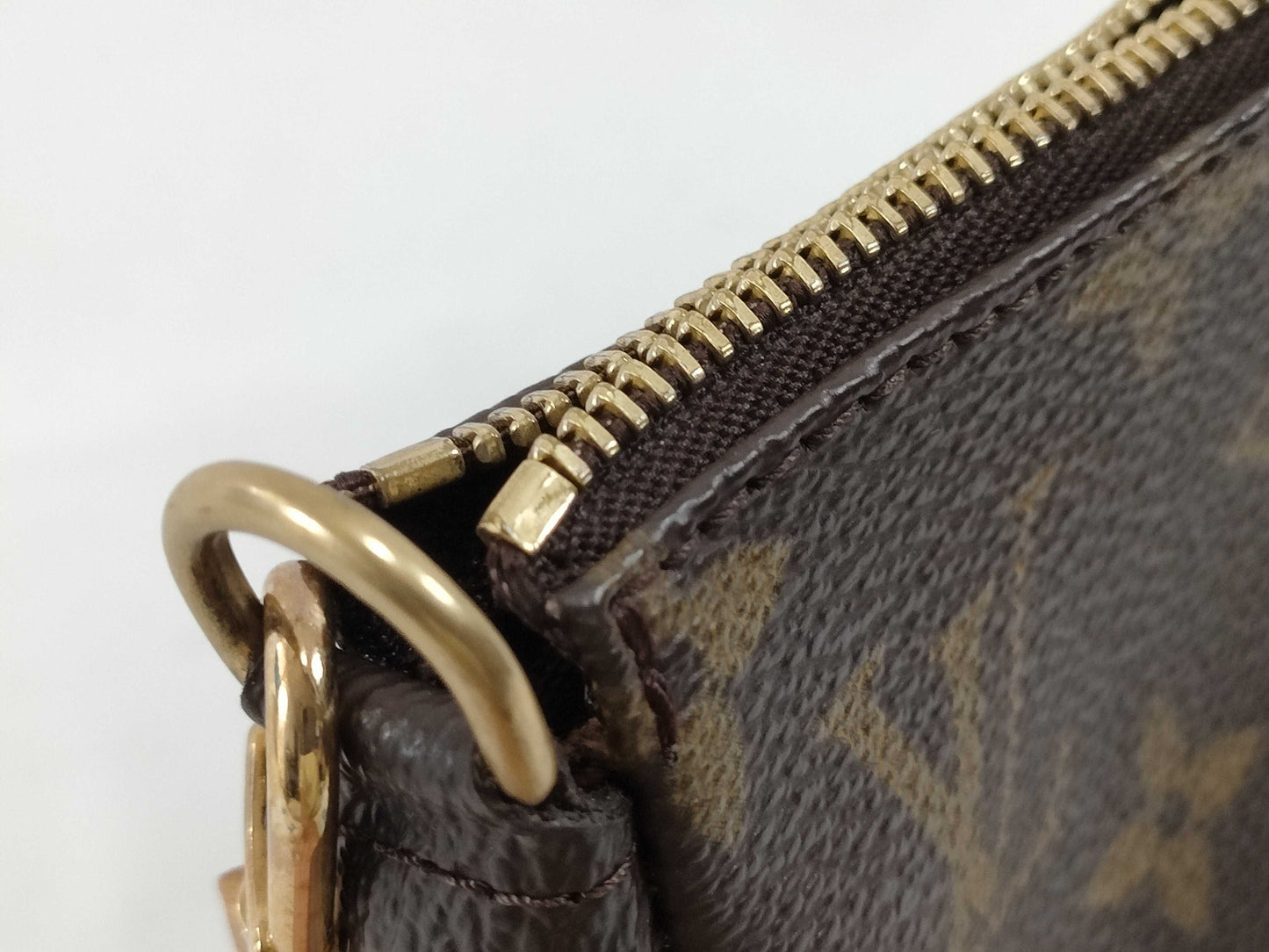 LOUIS VUITTON Monogram LV Pochette Pouch