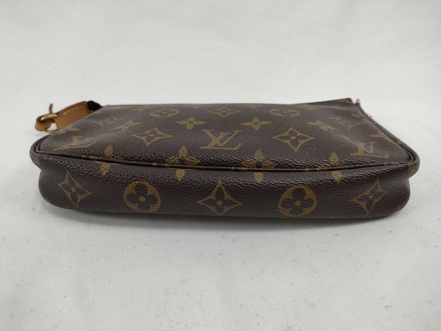 LOUIS VUITTON Monogram LV Pochette Pouch
