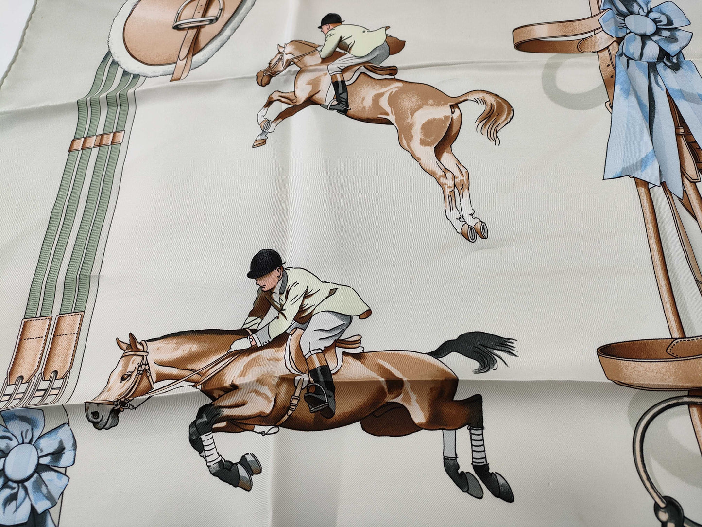 HERMES Carre HERMES Scarf Carre 90 Other Accessories